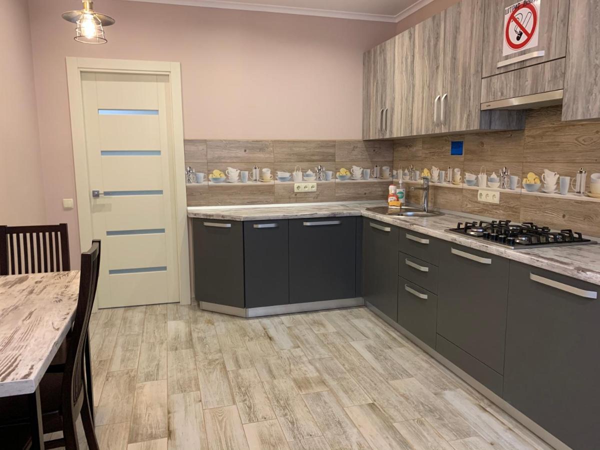 1 Комн Кв-Ра С Видом На Днепр В Новострое Cherkasy Exterior photo